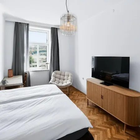 Lägenhet Spacious Vintage Loft With Modern Design Innsbruck